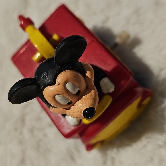 Disney Pluto And Mickey Cars & Vehicles Toy Set - Picture 9 of 14